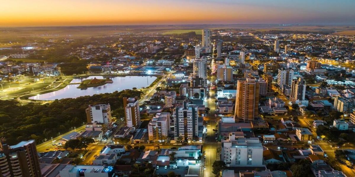 Com inúmeras razões para comemorar, Toledo chega aos 71 anos