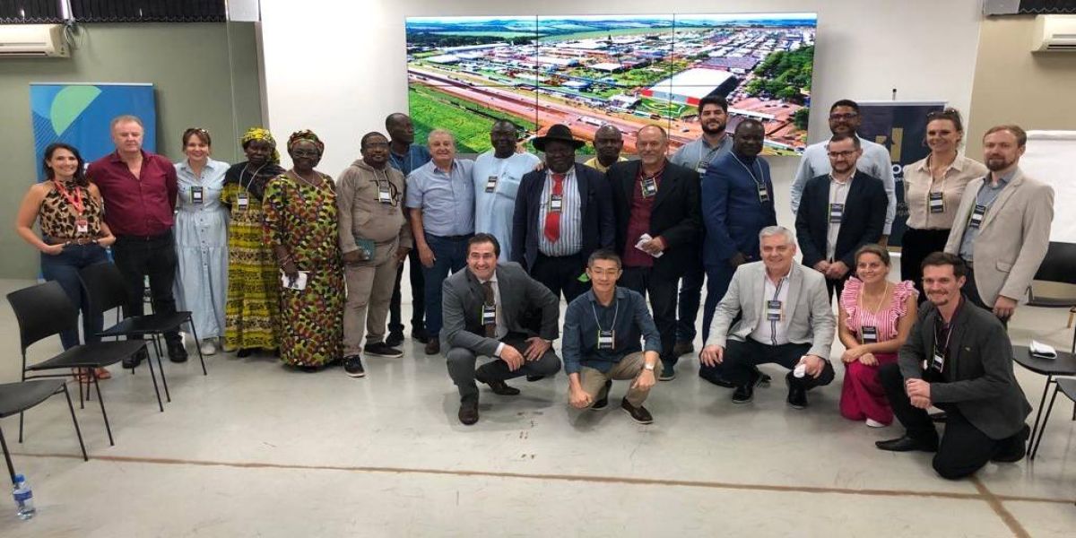 Ministro da Agricultura do Chade conhece a estrutura do Show Rural