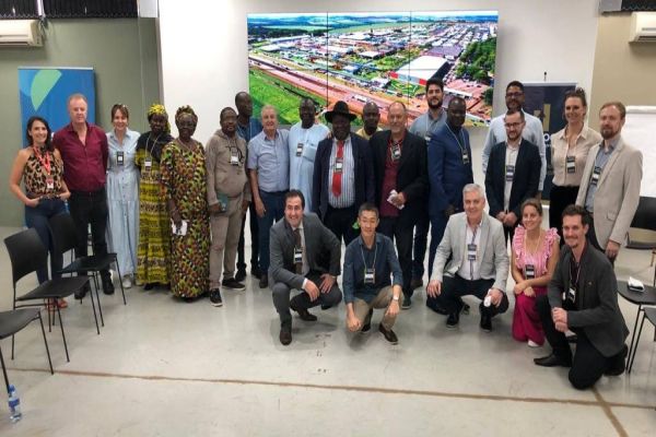 Ministro da Agricultura do Chade conhece a estrutura do Show Rural