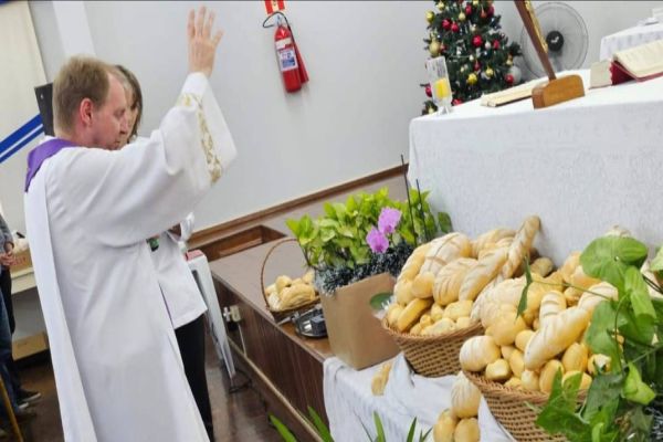 Missa marca aniversário de 53 anos da Coopavel