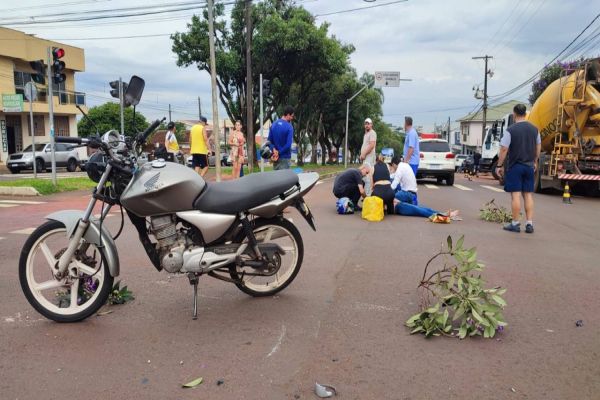 Mulher fica ferida em colisão de trânsito no Bairro São Cristóvão