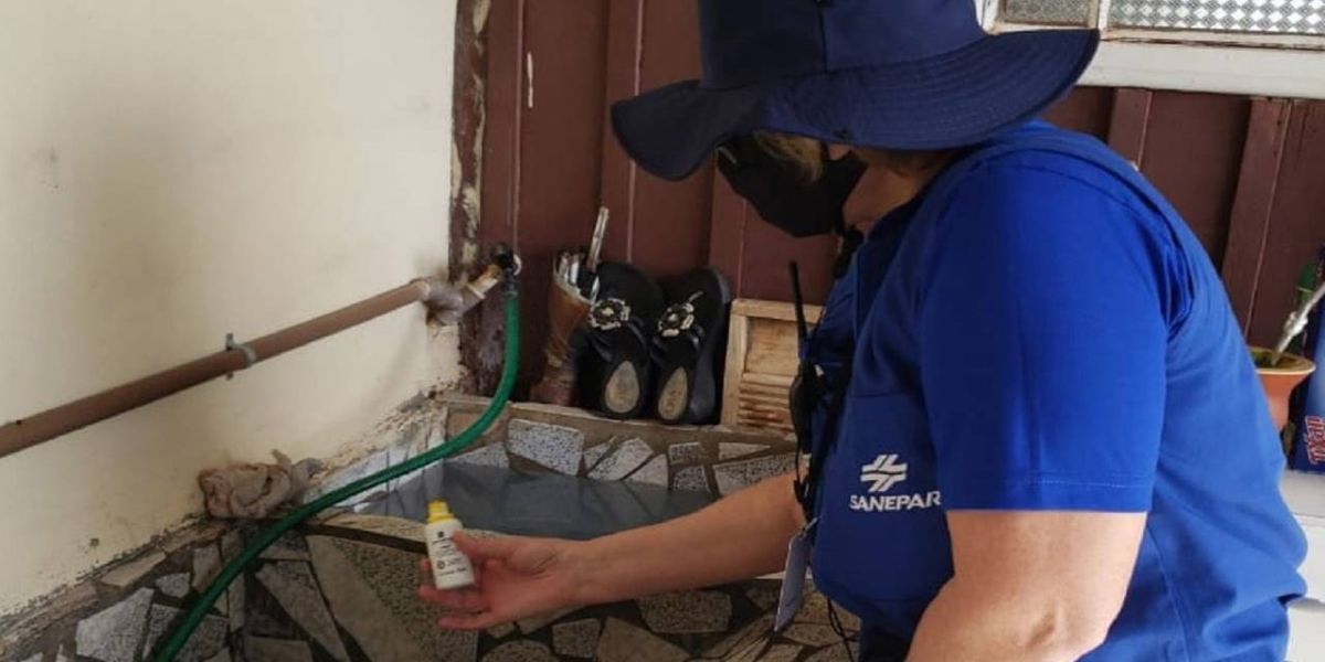 Sanepar vistoria ligações de esgoto em imóveis de Santa Terezinha de Itaipu