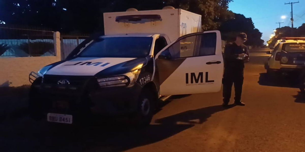 Homem estrangula a esposa, tira uma foto e envia para a irmã da vítima