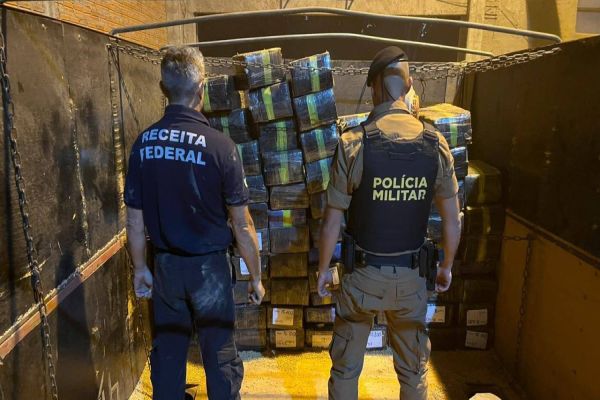 Ação da Receita Federal e Polícia Militar resulta na apreensão de duas toneladas de maconha em Irati