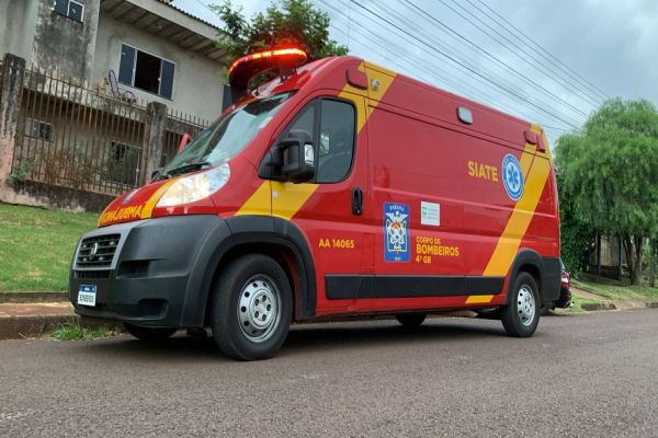 Menina de 11 anos é atropelada por veículo conduzido pela mãe no Bairro Morumbi em Cascavel