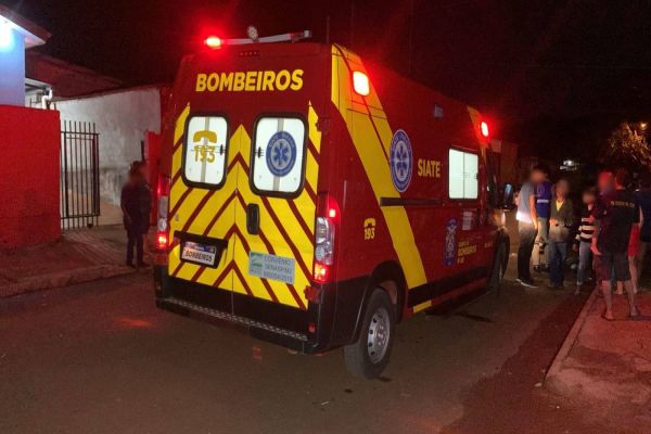 Motociclista fica em estado grave após colidir na traseira de veículo no Jardim Melissa em Cascavel