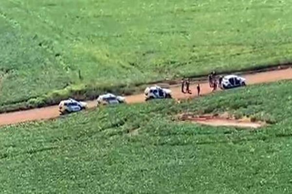 Helicóptero Falcão da PM, registrou momento da perseguição dos suspeitos envolvidos no sequestro