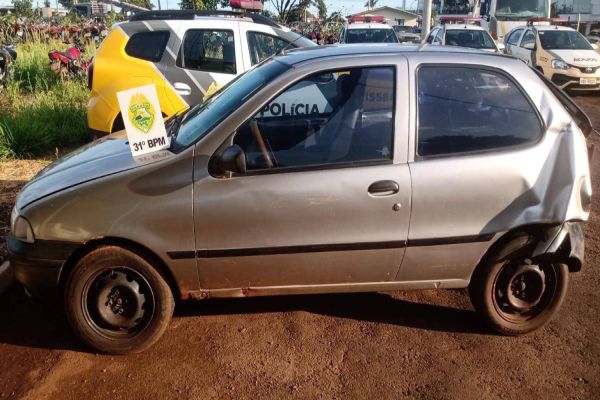 Motorista embriagado, sem CNH e veículo irregular é flagrado pela PM após acidente em Assis