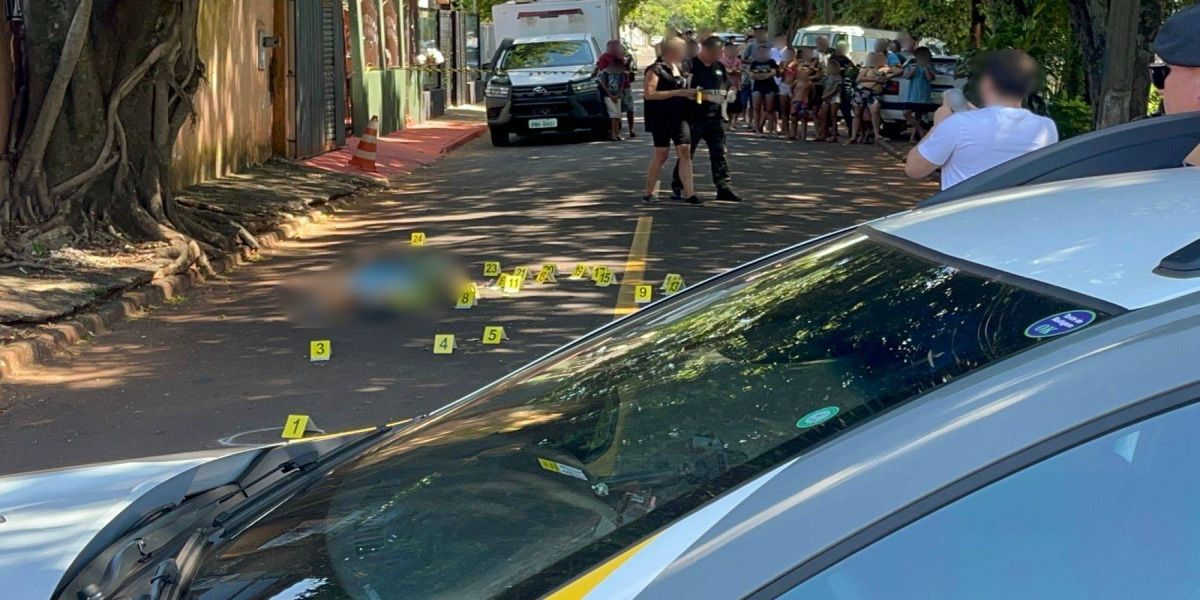 Plena luz do dia: Homem é morto com tiro de fuzil no Bairro Morumbi em Foz do Iguaçu