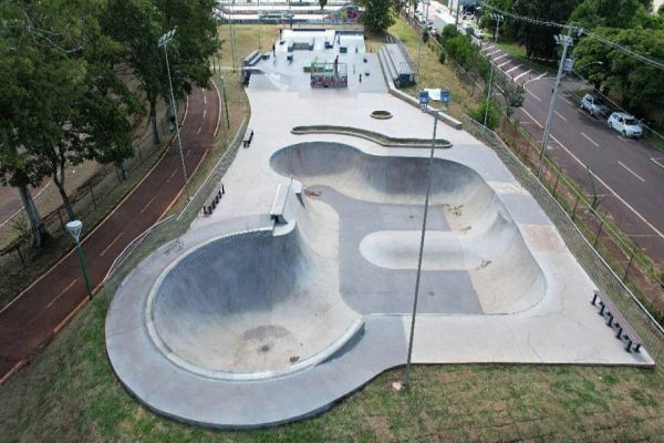 Imagem referente a notícia: Nova Pista de Skate no Complexo Esportivo Ciro Nardi vai acelerar a adrenalina dos skatistas