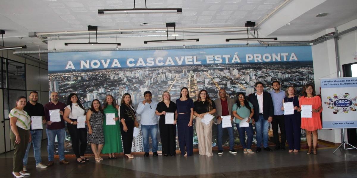 Conselheiros tutelares são empossados em Cascavel