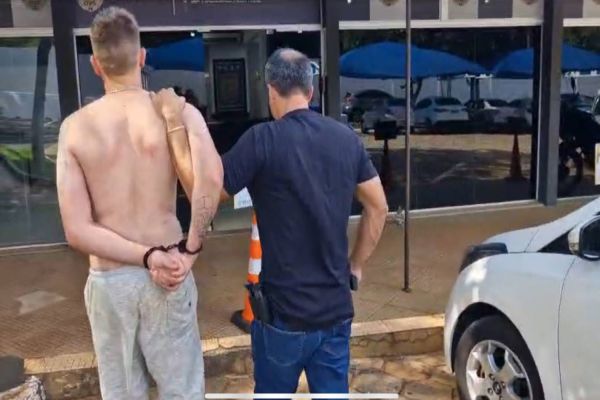 Homem suspeito de homicídio no Bairro Santa Felicidade é preso em Foz do Iguaçu