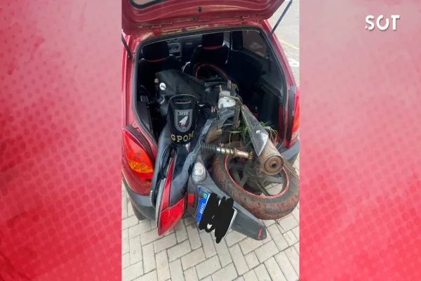 Foto relacionada a notícia: GM recupera motocicleta furtada durante patrulhamento no Bairro Lago Azul; Três pessoas são detidas