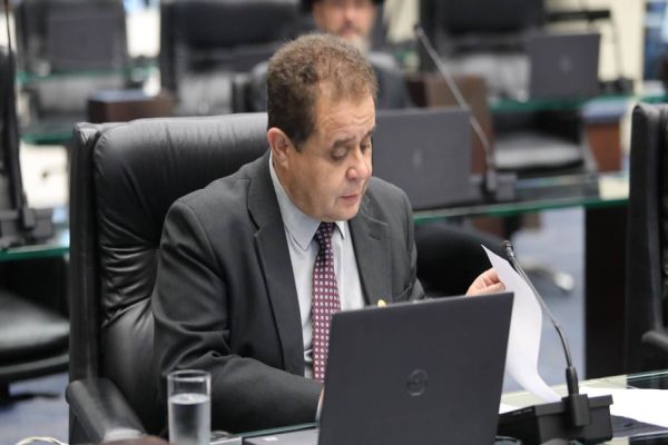 Batatinha comenta suas expectativas e metas para 2024 na Assembleia Legislativa