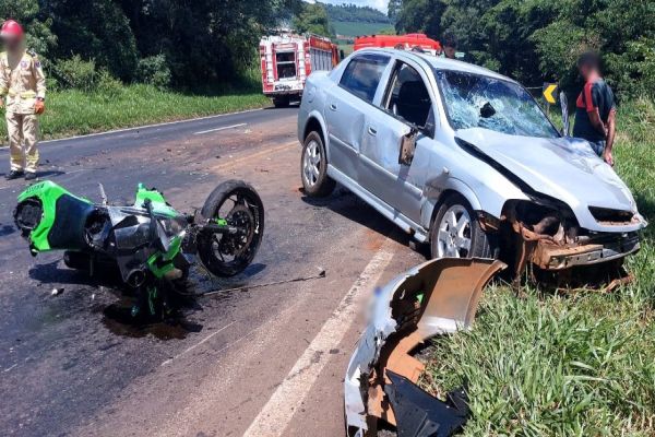 Grave acidente na PRC-280 deixa uma pessoa morta e várias feridas em Renascença