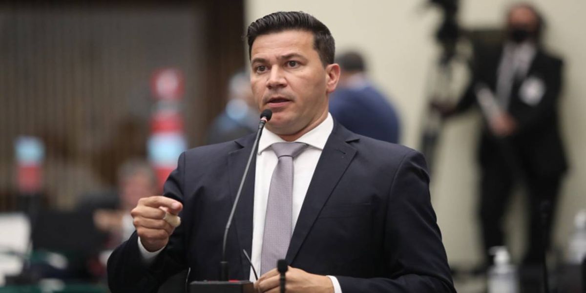 Deputado Arilson pede que PF informe se “ABIN paralela” monitorou ilegalmente autoridades paranaense