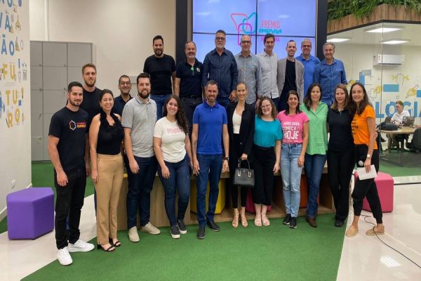 Roadshow no espaço da ACICLABS em Cascavel apresentou a terceira edição do Prêmio Empresa Inovadora