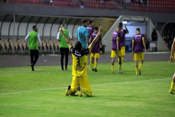 Futebol Clube Cascavel vence PSTC por 2 a 0 em jogo marcado por intensidade e defesa sólida