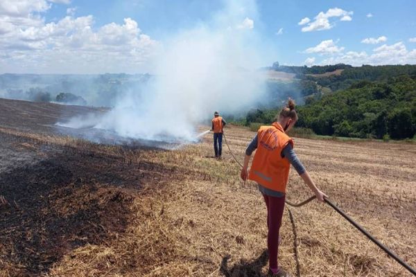 Brigada comunitária de Três Barras do Paraná enfrenta desafios com estrutura precária