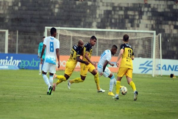 Futebol Clube Cascavel empata com Londrina em jogo disputado no Estádio Olímpico Regional