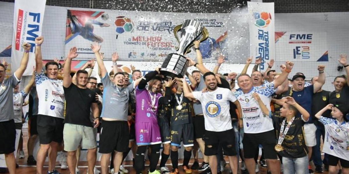 Timbó Futsal vence Mariotão/Ascurra nos pênaltis e conquista título inédito