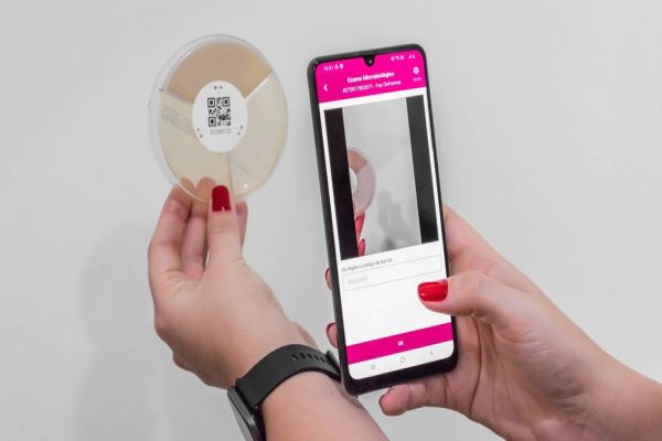 Uso de inteligência artificial no controle de mastite é destaque da Rúmina no Show Rural Coopavel