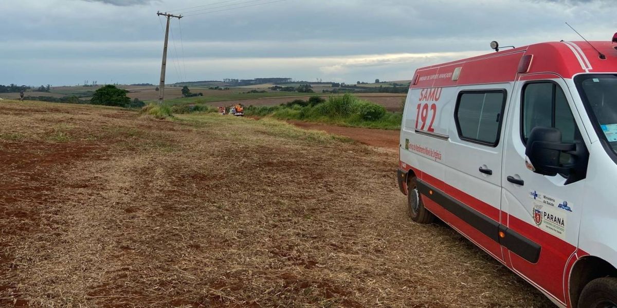 Homem fica preso em trator em chamas na área rural de Quedas do Iguaçu