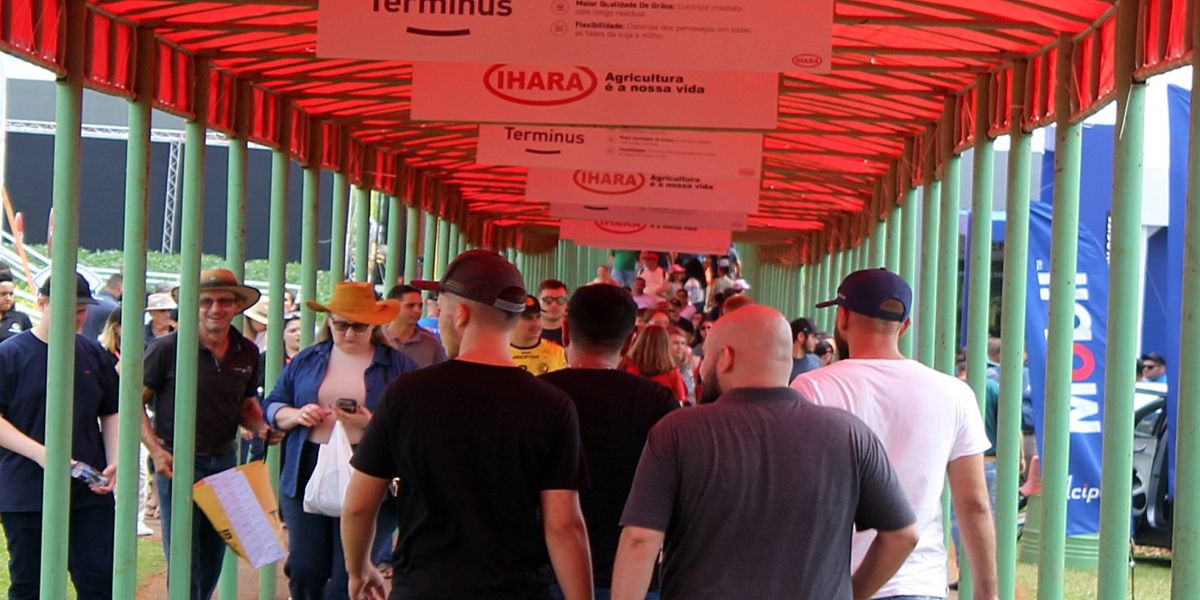 Segundo dia do evento: Show Rural Coopavel atrai mais de 83 mil visitantes em um único dia