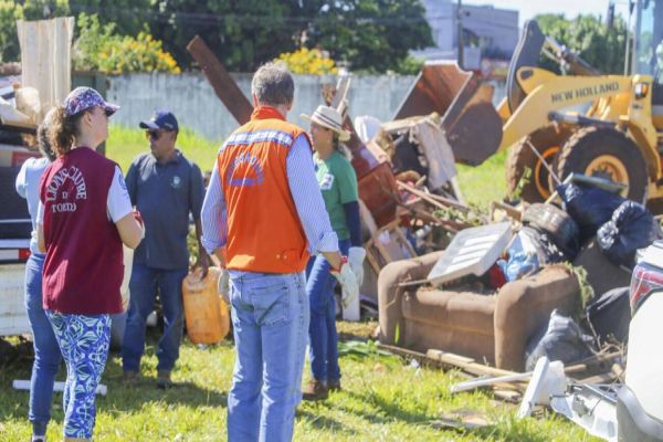 Ecoponto do Fachini retira 155 toneladas de materiais inservíveis dos quintais de Toledo