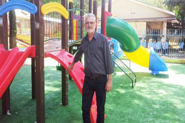 Vereador Professor Santello acompanha retorno das aulas e fiscaliza demandas nas escolas de Cascavel