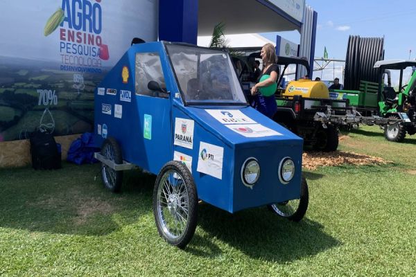 Unioeste apresenta carro movido a hidrogênio no Show Rural
