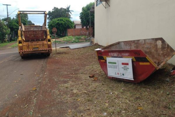 Saúde instala caçambas em bairros com riscos e convoca população a destinar lixo de pequeno volume