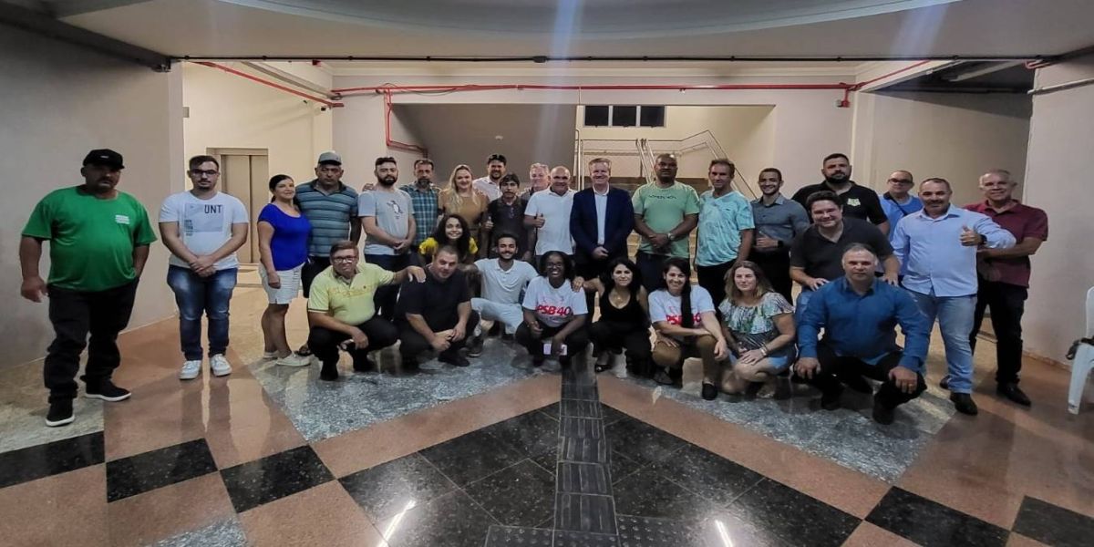 Pré-candidatura do Professor Marcos Vinicius a prefeito de Cascavel é definida em evento