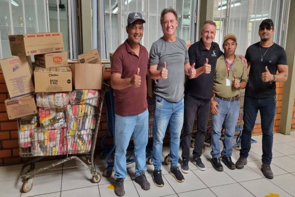 Craques da solidariedade realizam Gol de Placa em apoio à APAE de Cascavel