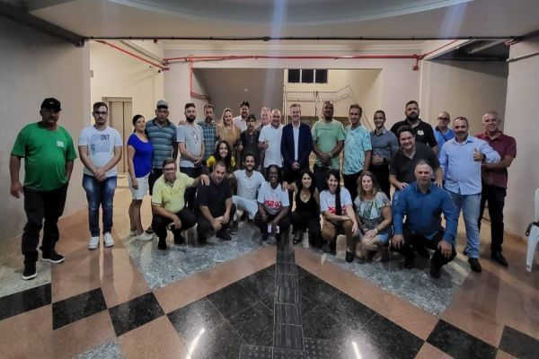 Pré-candidatura do Professor Marcos Vinicius a prefeito de Cascavel é definida em evento