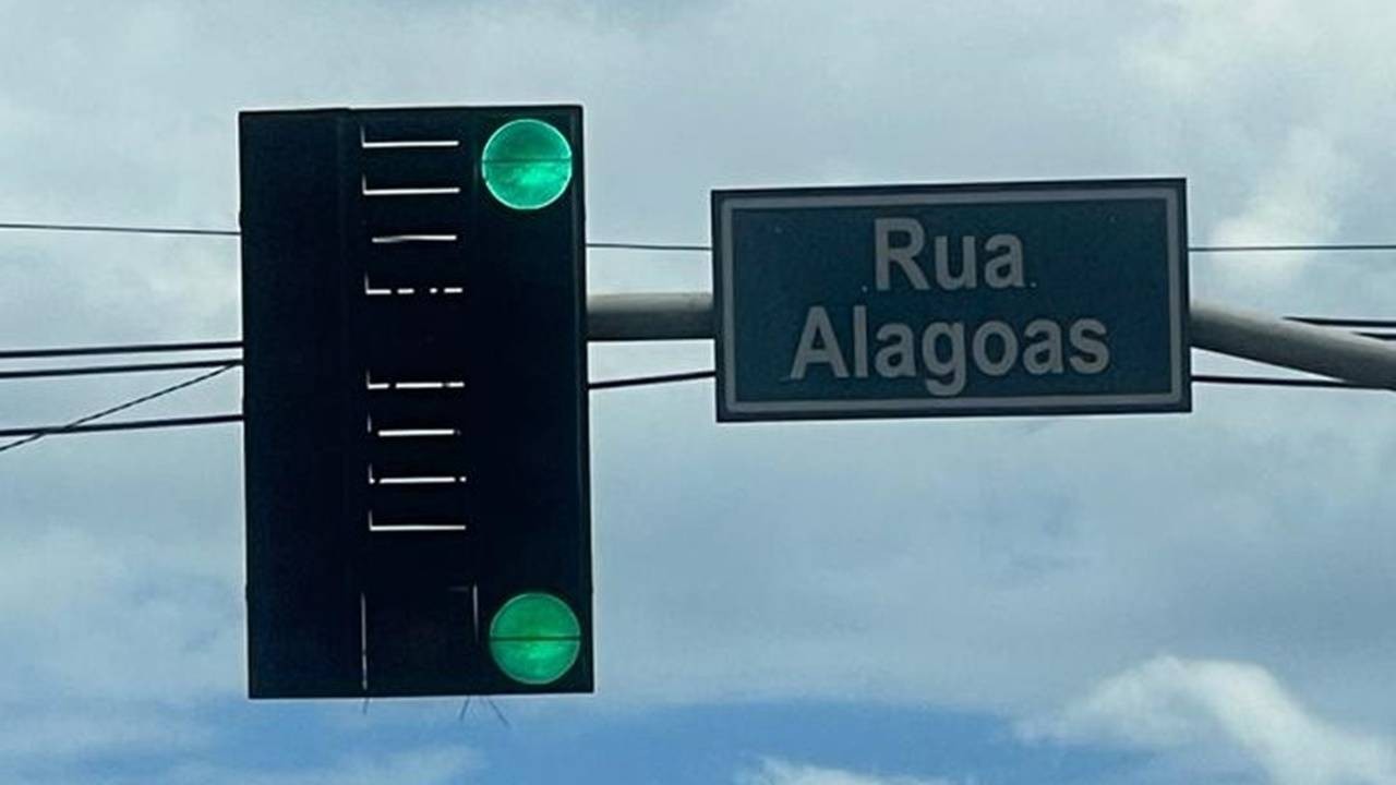Cidão da Telepar sugere instalação de placas com nomes das vias nos semáforos