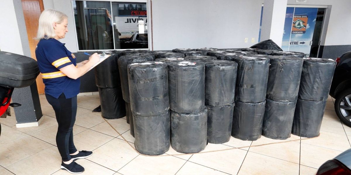 Defesa Civil atua na prevenção e renova estoque de ajuda humanitária com 75 mil metros de lona