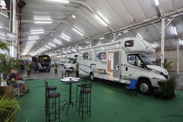Cascavel sedia encontro de motorhomes no Centro de Convenções e Eventos