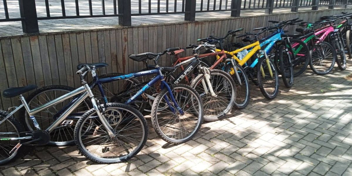 Chance de Reencontro: Bicicletas apreendidas aguardam legítimos donos na Guarda Municipal