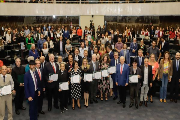 Piana é homenageado na celebração dos 150 anos da imigração italiana no Brasil