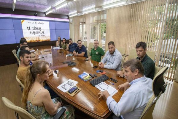 TOLEDO: Patrões e gestores discutem Semana Farroupilha de 2024