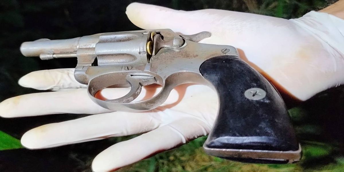 Polícia Militar recupera arma de fogo utilizada em latrocínio e apreende um dos autores