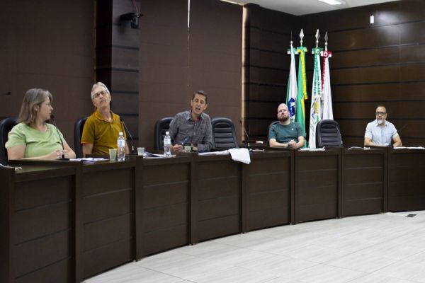 Câmara de Cascavel fecha 2023 mantendo equilíbrio nas contas e baixa despesa com pessoal