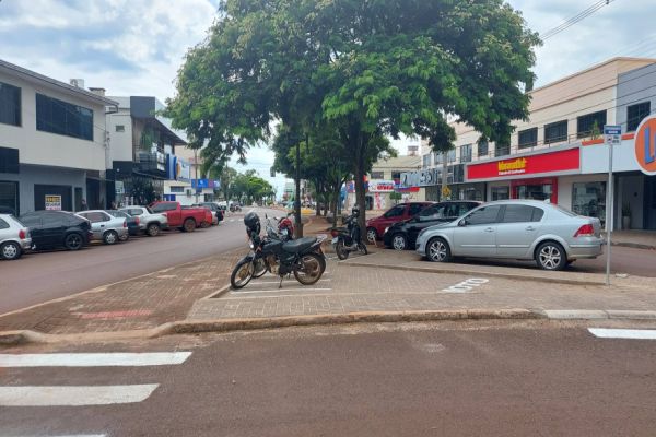Obras de ampliação dos estacionamentos na Avenida Minas Gerais são concluídas em Corbélia