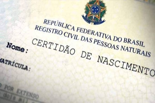 Número de nascimentos cai 5,8% em 2024; sexto recuo consecutivo no Brasil