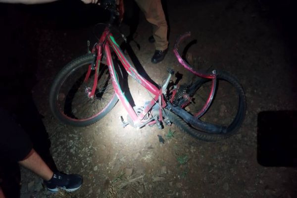 Ciclista de 41 anos morre após ser atropelado por Hilux na PR-585 em Vera Cruz do Oeste