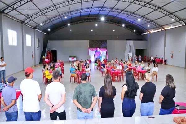 Foto relacionada a notícia: Projeto “Mulheres em Movimento” realiza encontro com palestras em São José do Itavó