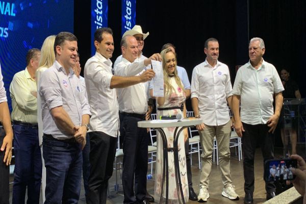 Imagem referente a notícia: Deputado Estadual Márcio Pacheco se filia ao Progressistas durante Encontro Regional em Cascavel