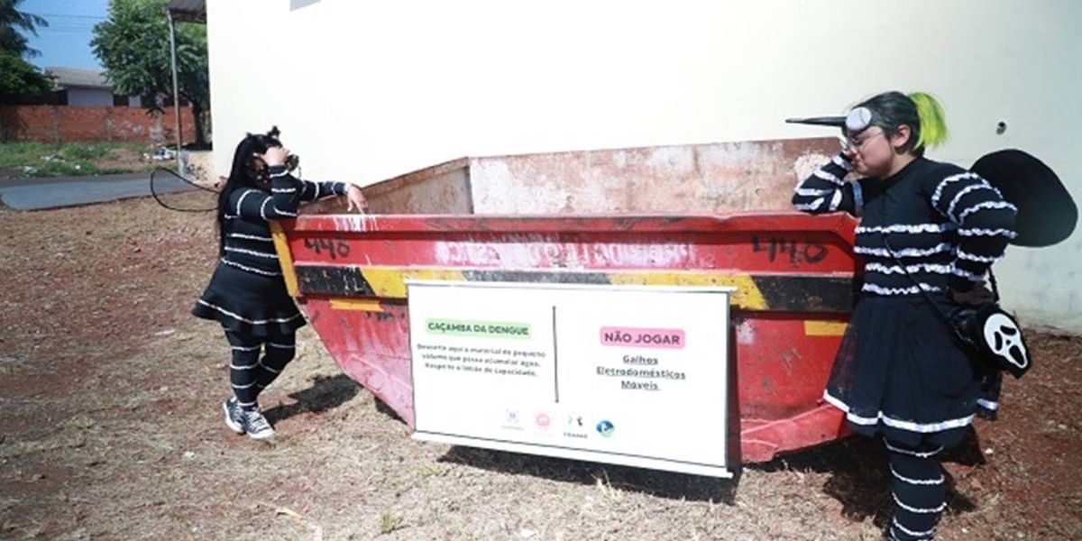 Contra dengue, bairros Padovani, Jardim União e Quebec recebem caçambas para entulhos