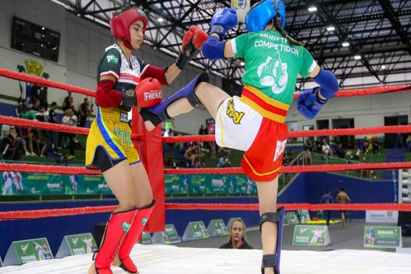 Aulão no Complexo Esportivo Tarumã marca o Dia Mundial do Muay Thai no Paraná